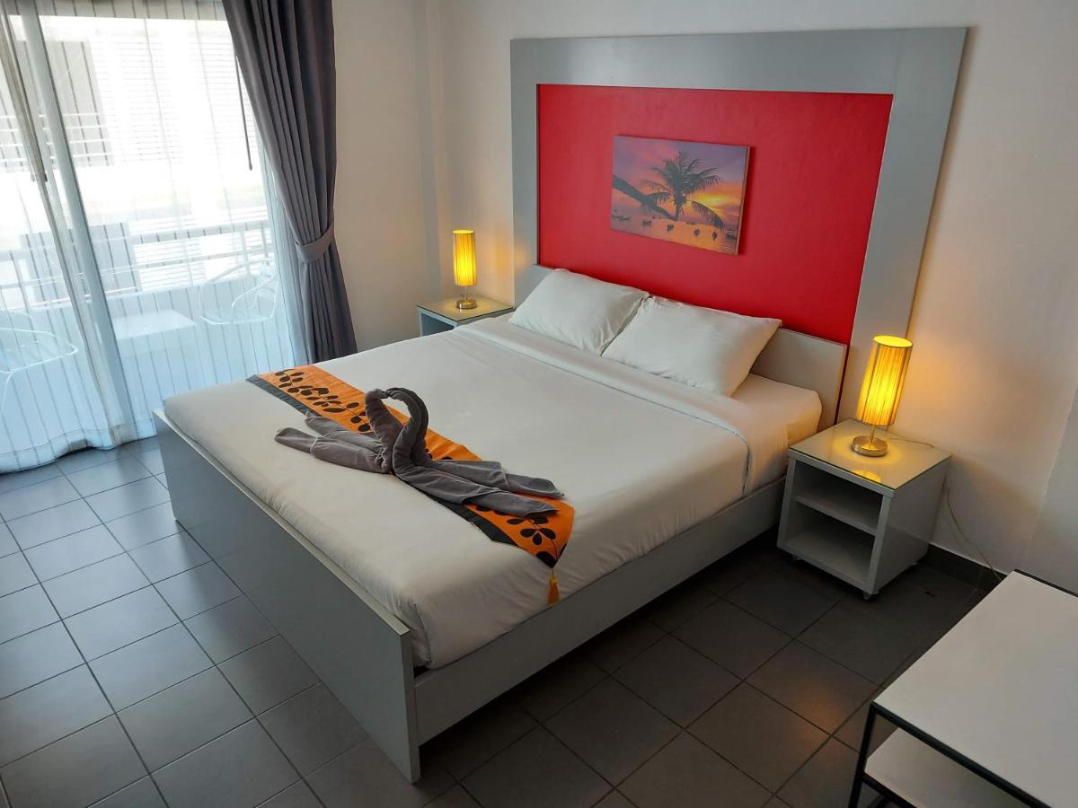 Garden Guest House Pattaya Buitenkant foto